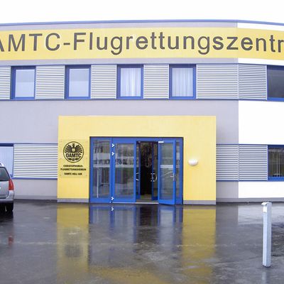 flugrettungszentrum-innsbruck_04