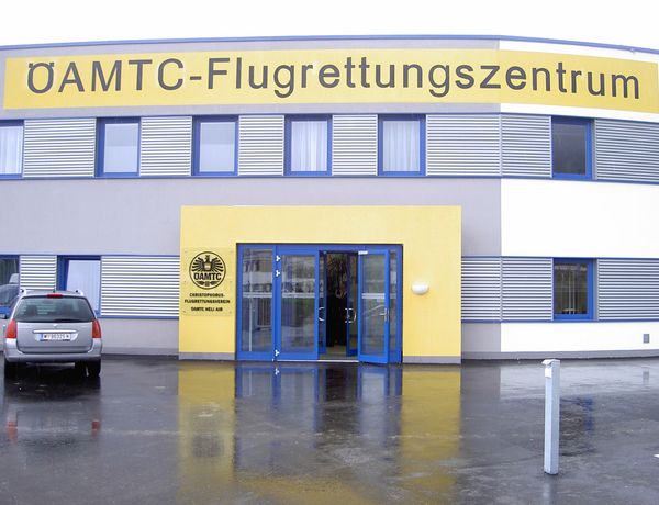 flugrettungszentrum-innsbruck_04