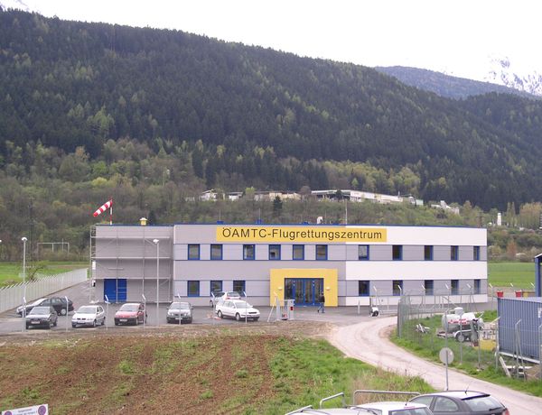 flugrettungszentrum-innsbruck_03