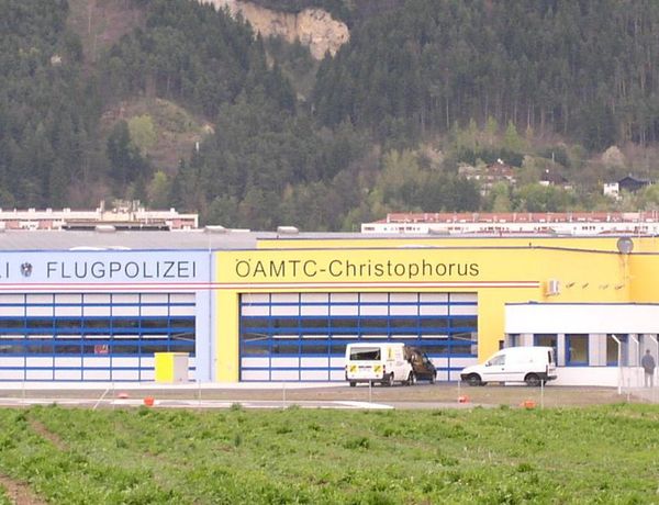flugrettungszentrum-innsbruck_01